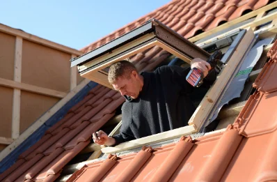 Pose de fenêtres de toit Velux à Mexy